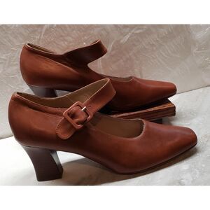 J. Peterman Co Leather High Heel Mary Janes Sz 8.5 Dark Academia Italy